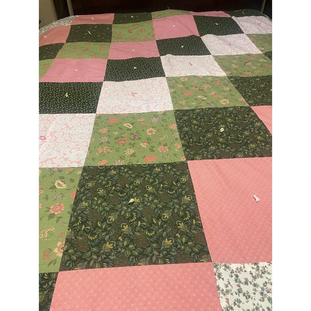 Pink And Green Squares Quilt 60x 79 In